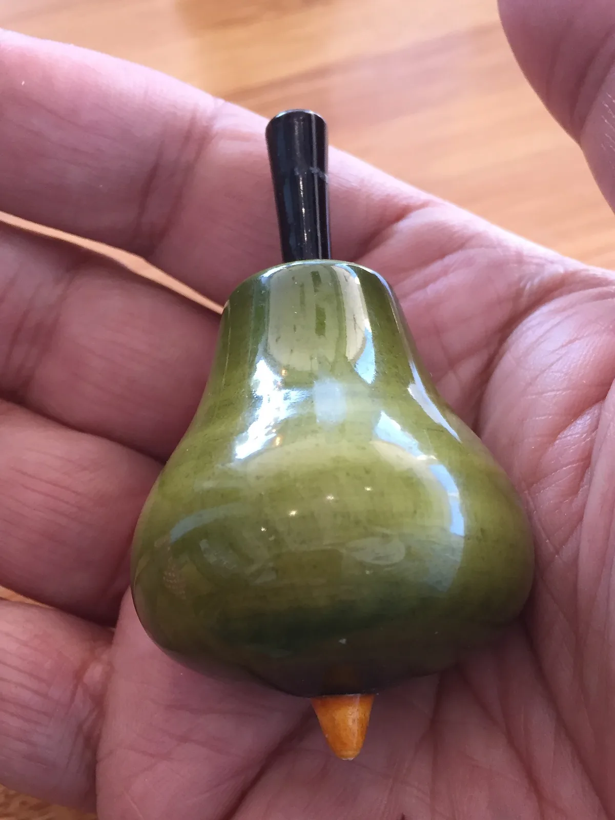 Londji Pear Wooden Spinning Top