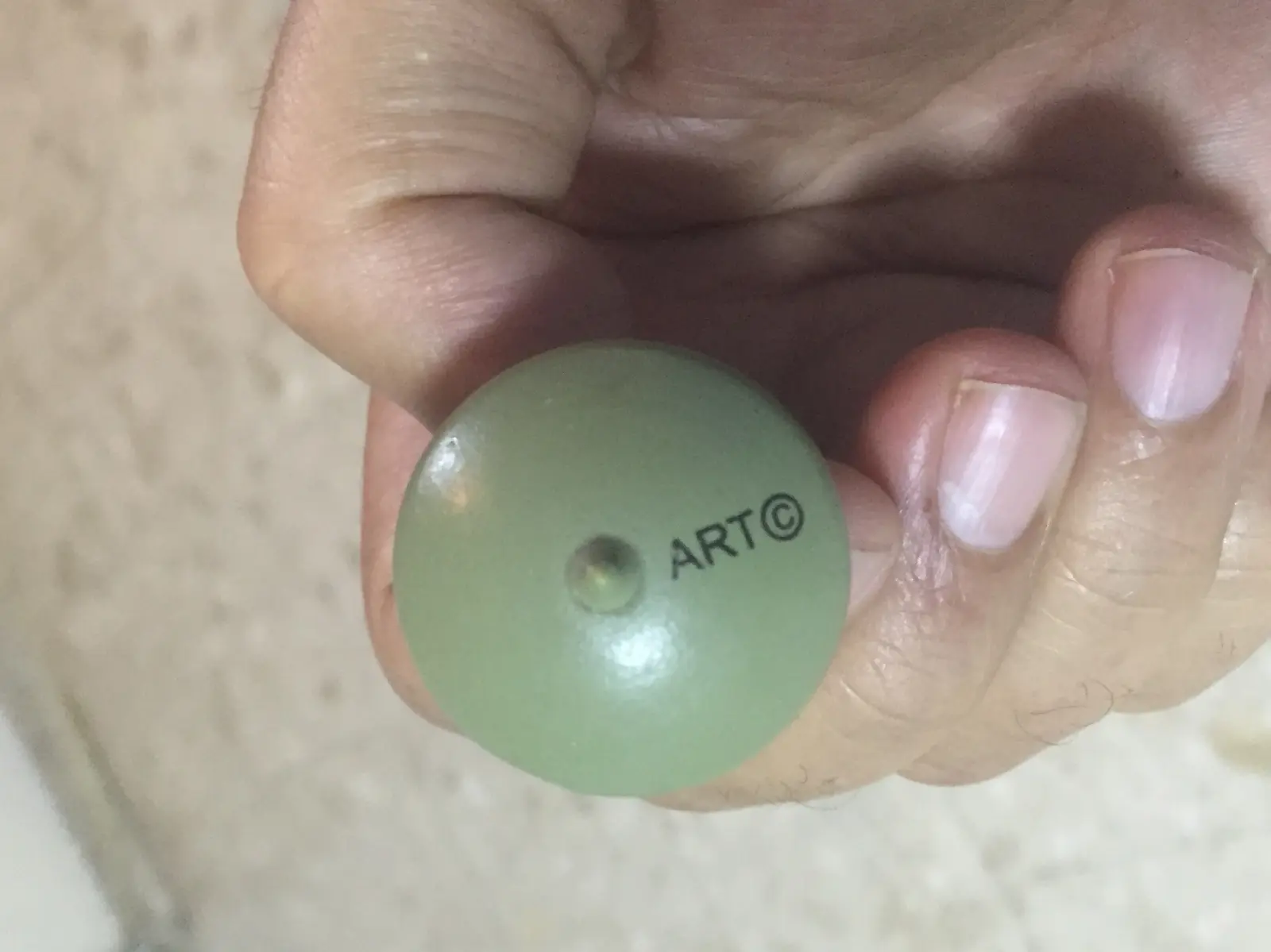 סביבון עץ ירוק של ארט יודאיקה