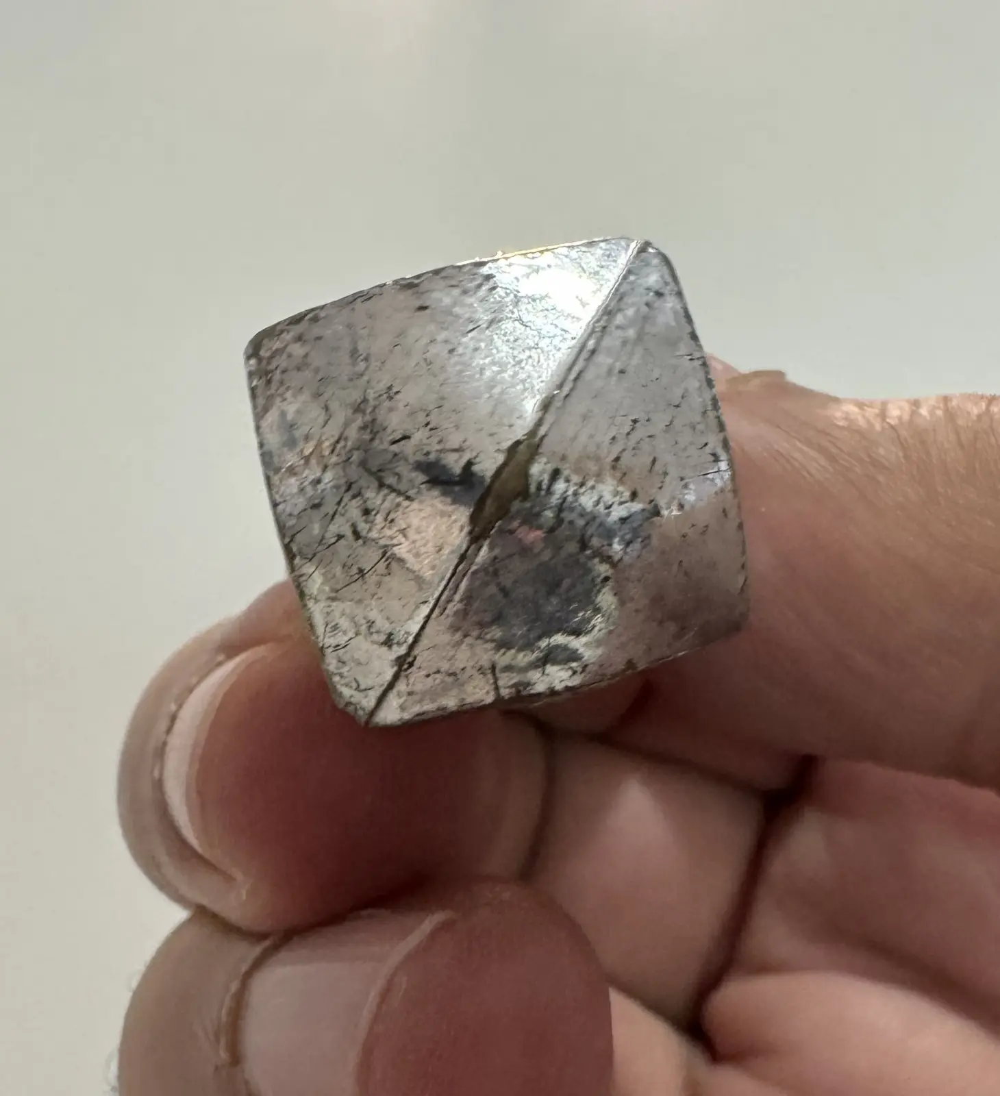 סביבון חנוכה פלסטיק מוכסף  משנות ה-50-60