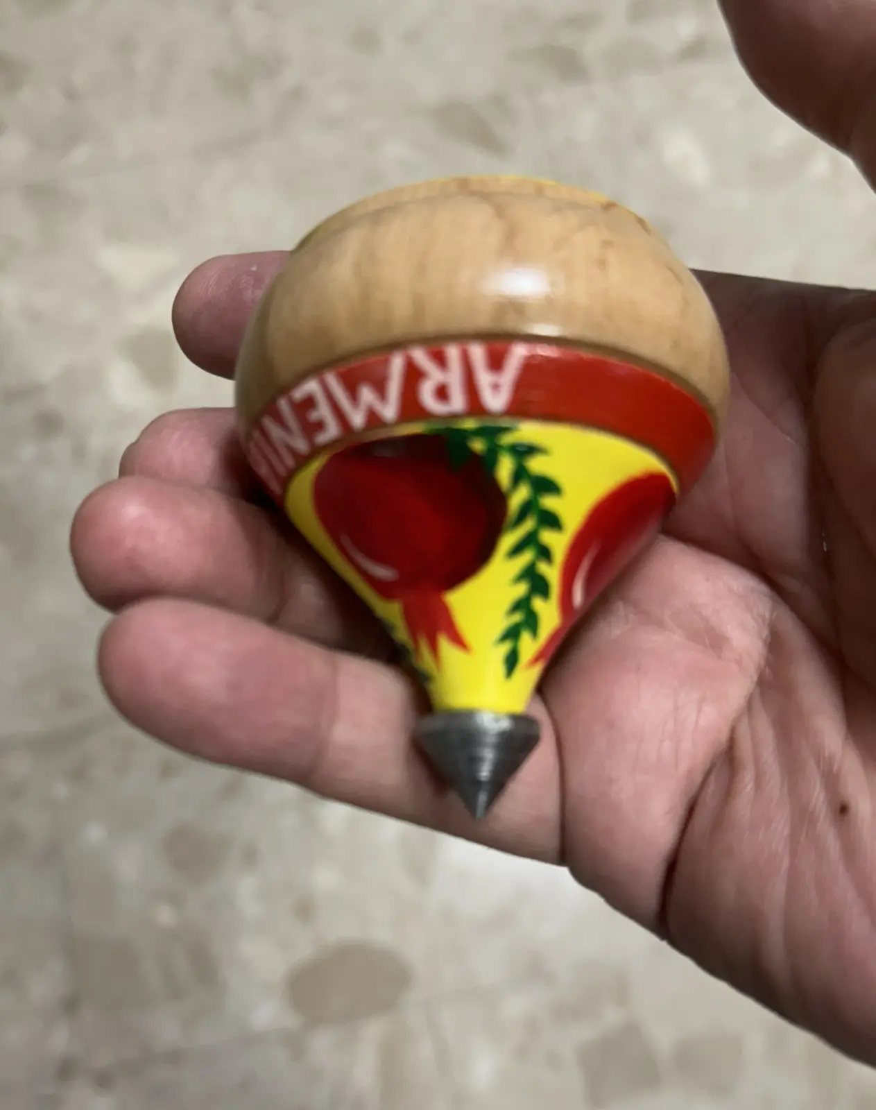 סביבון פורפרה ארמני