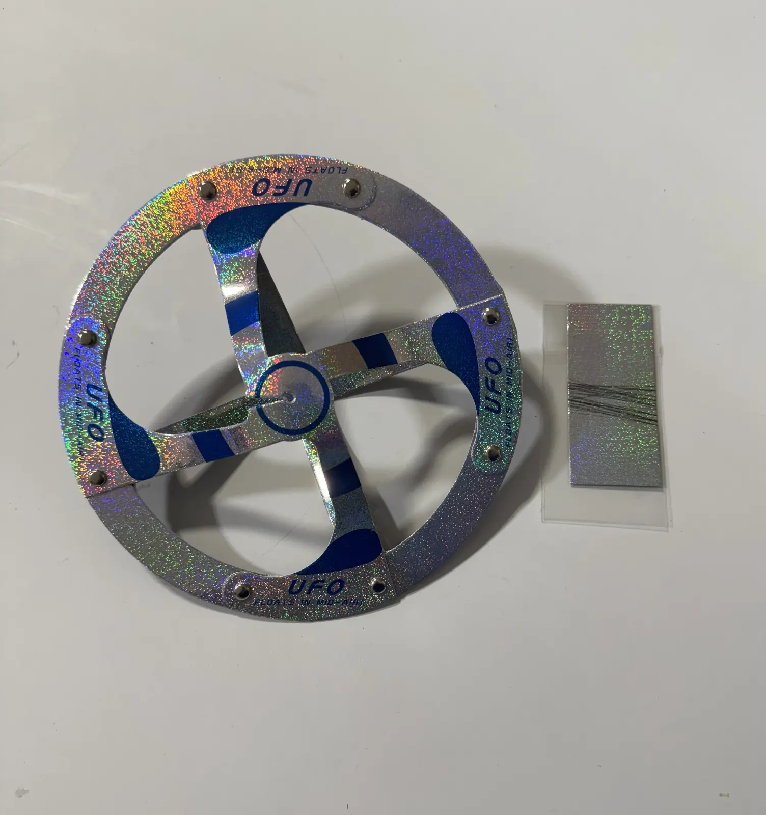 סביבון מרחף של קוסמים
