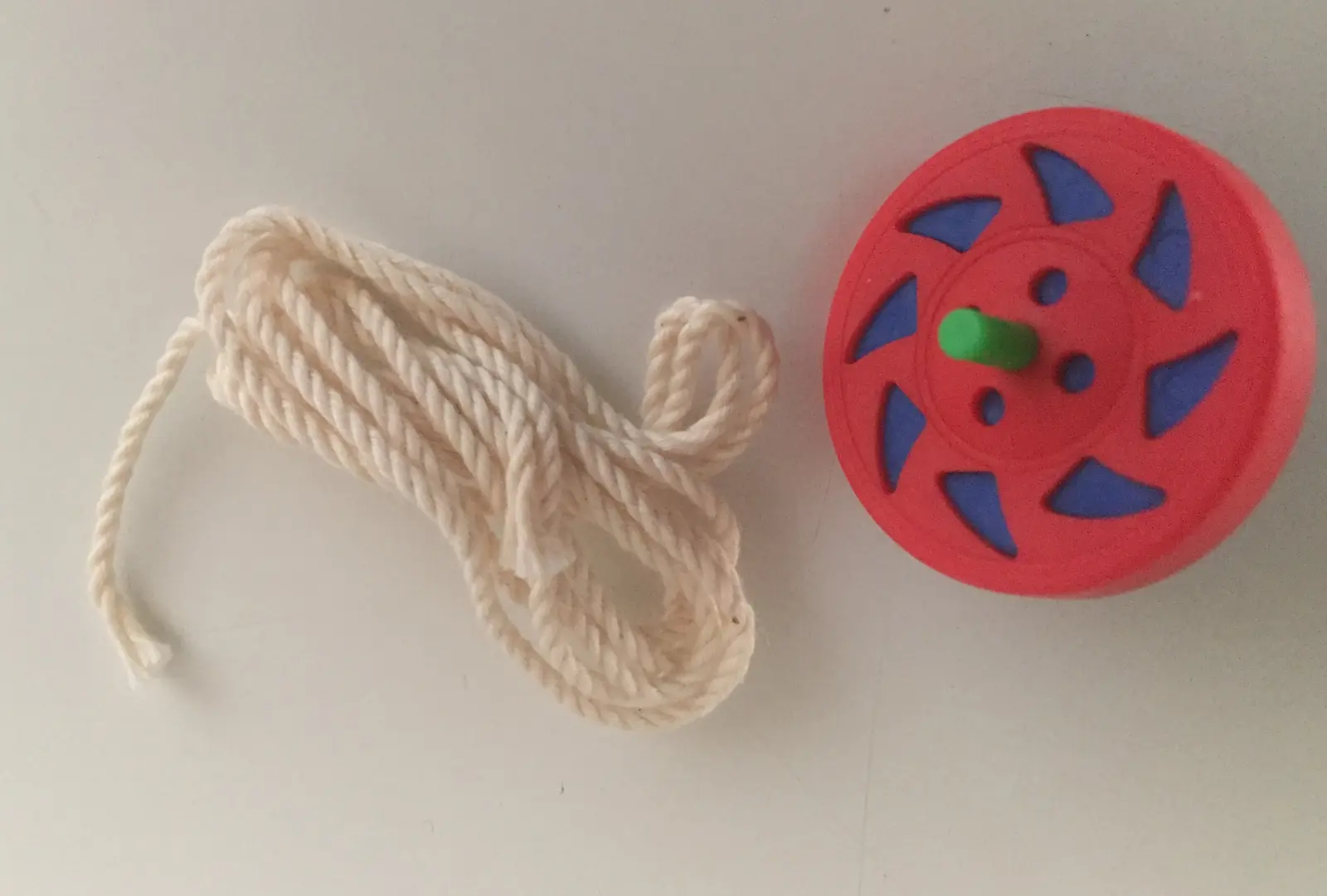 סביבון קומה (KOMA) יפני מפלסטיק (גם מחק)