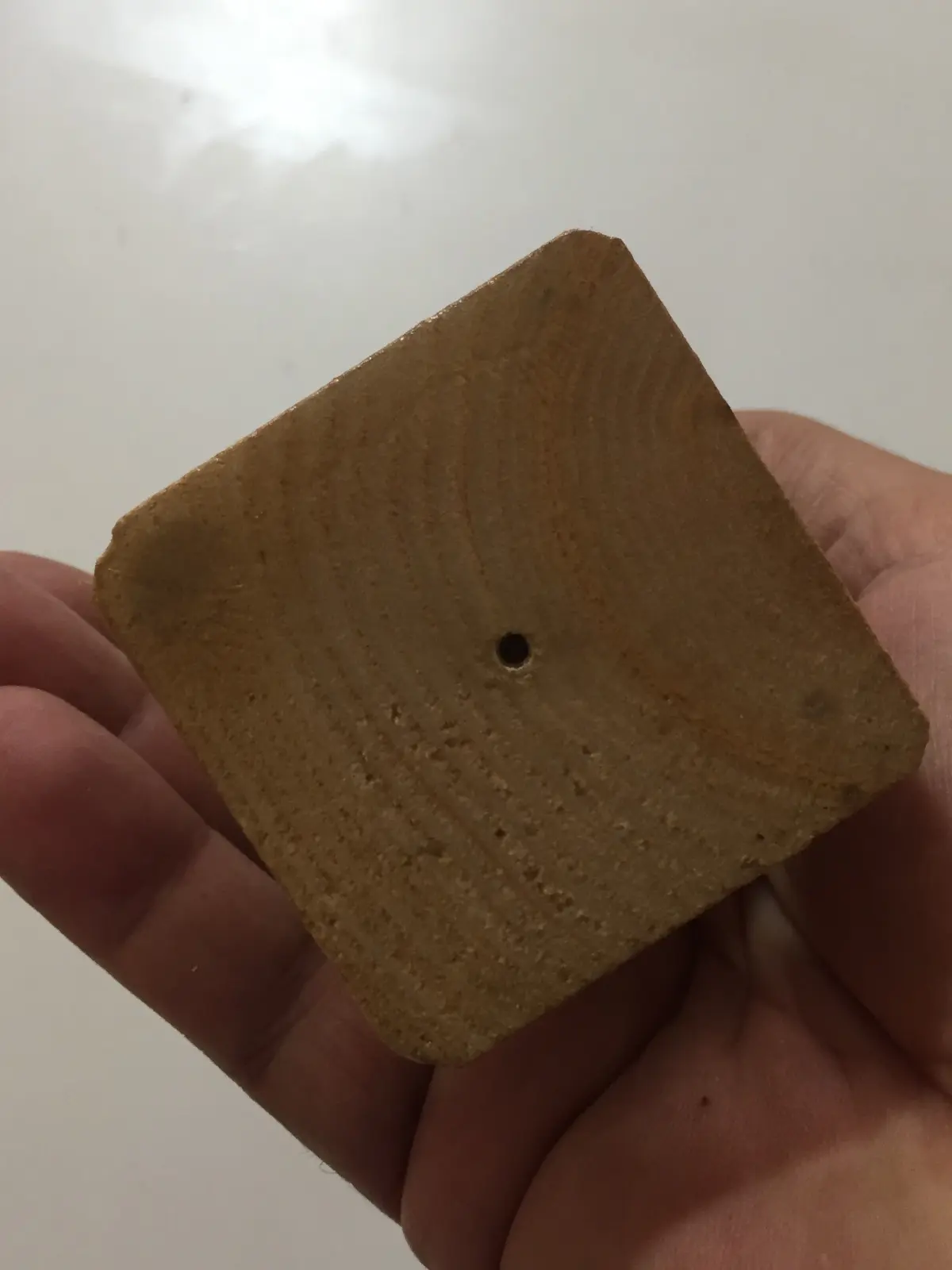 סביבון מצויר  עם טבעת משגר  וחוט מצ'כיה פראג