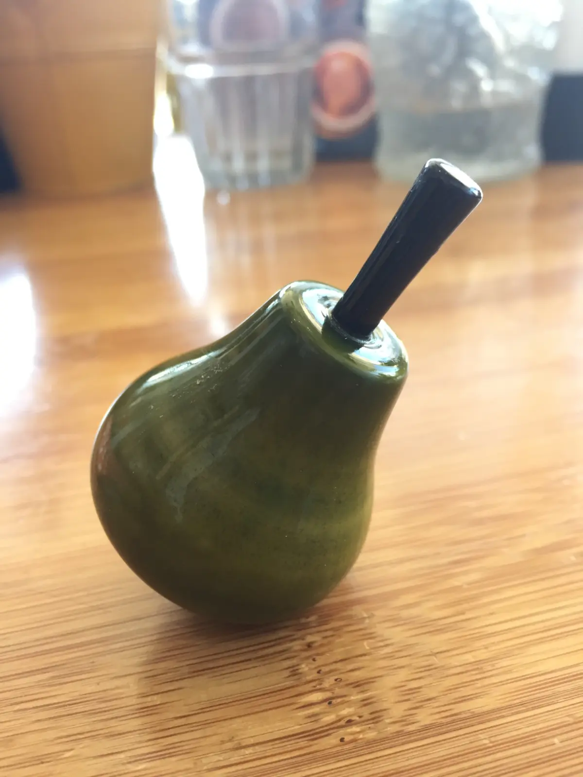 Londji Pear Wooden Spinning Top