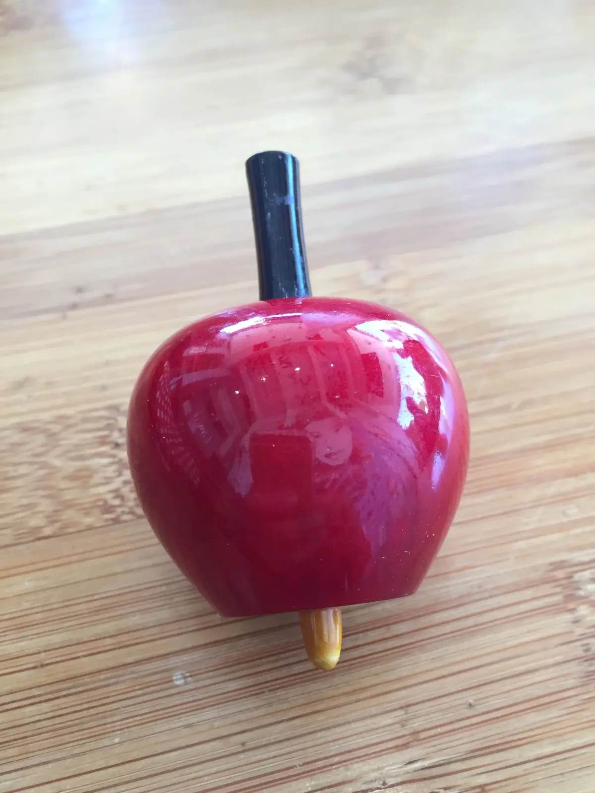 סביבון תפוח של לונדג'י