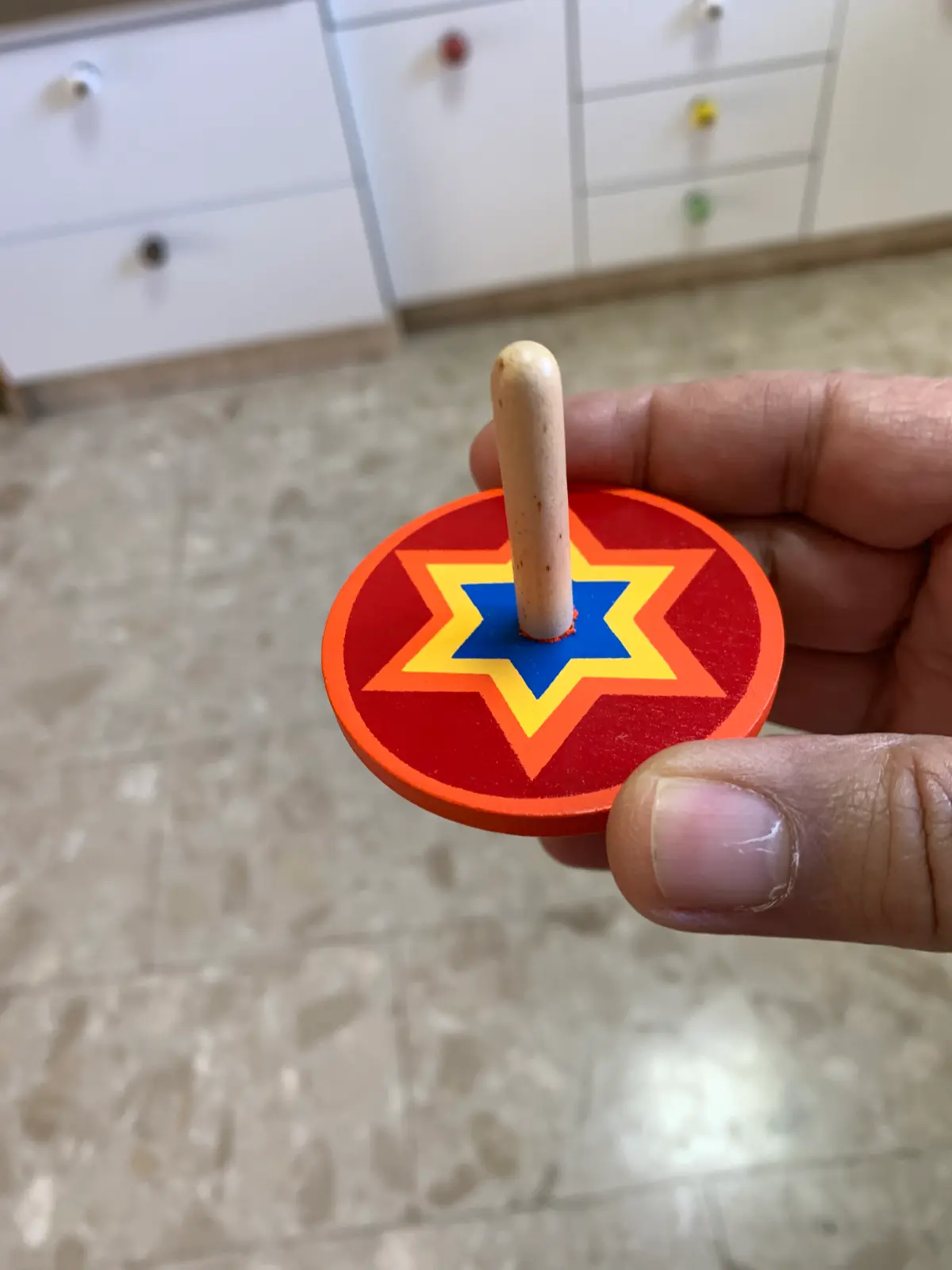 סביבון כוכב צעצועי ביג'יגס