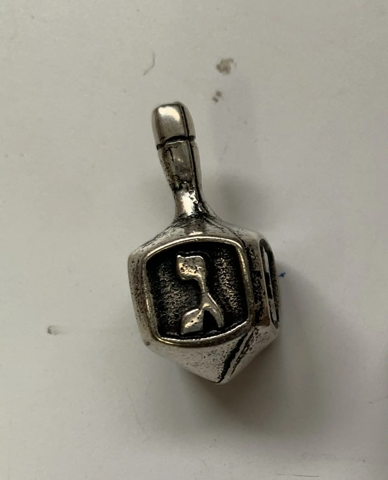 סביבון חנוכה  כסוף