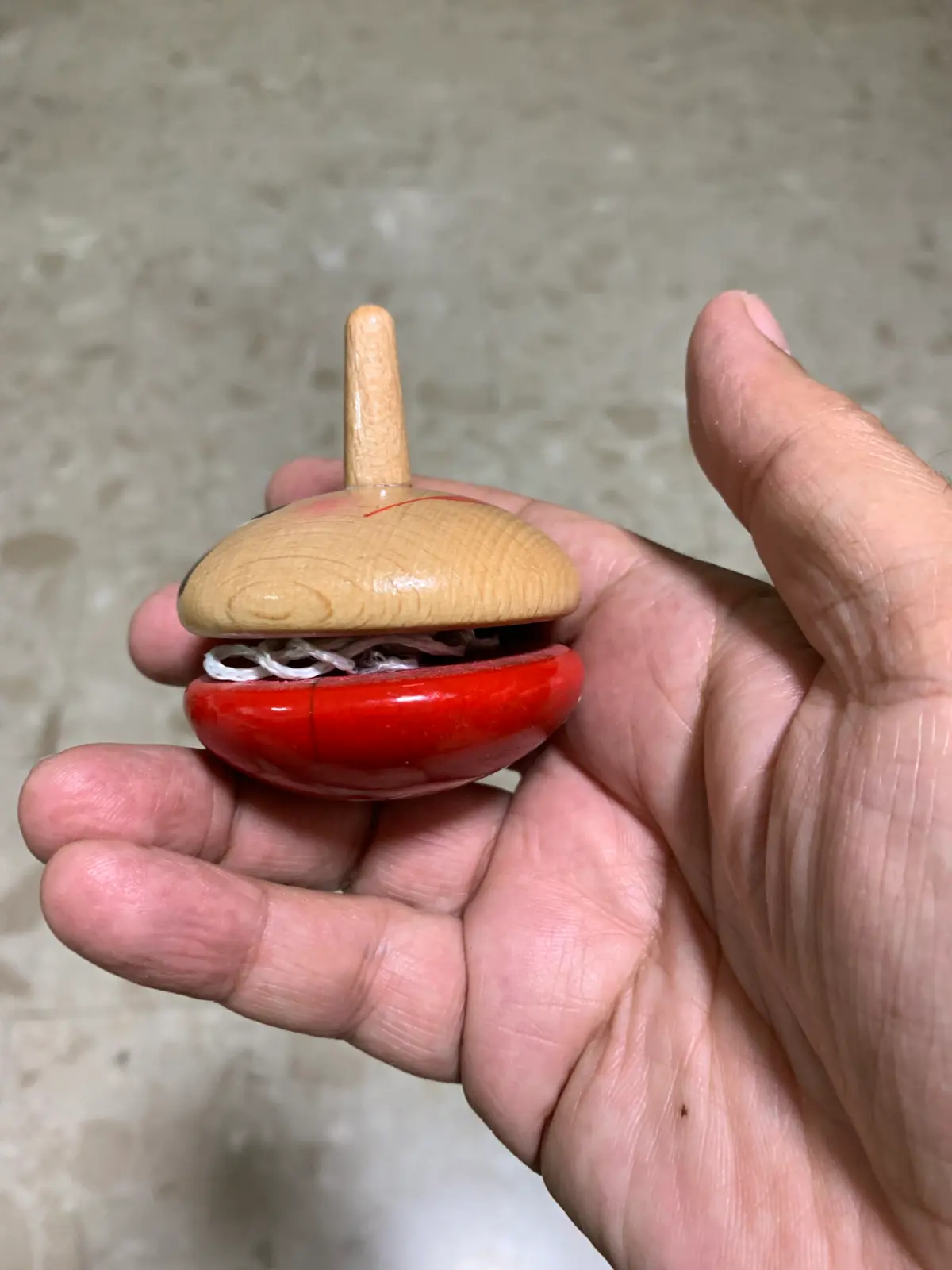 סביבון ויויו עם פינוקיו