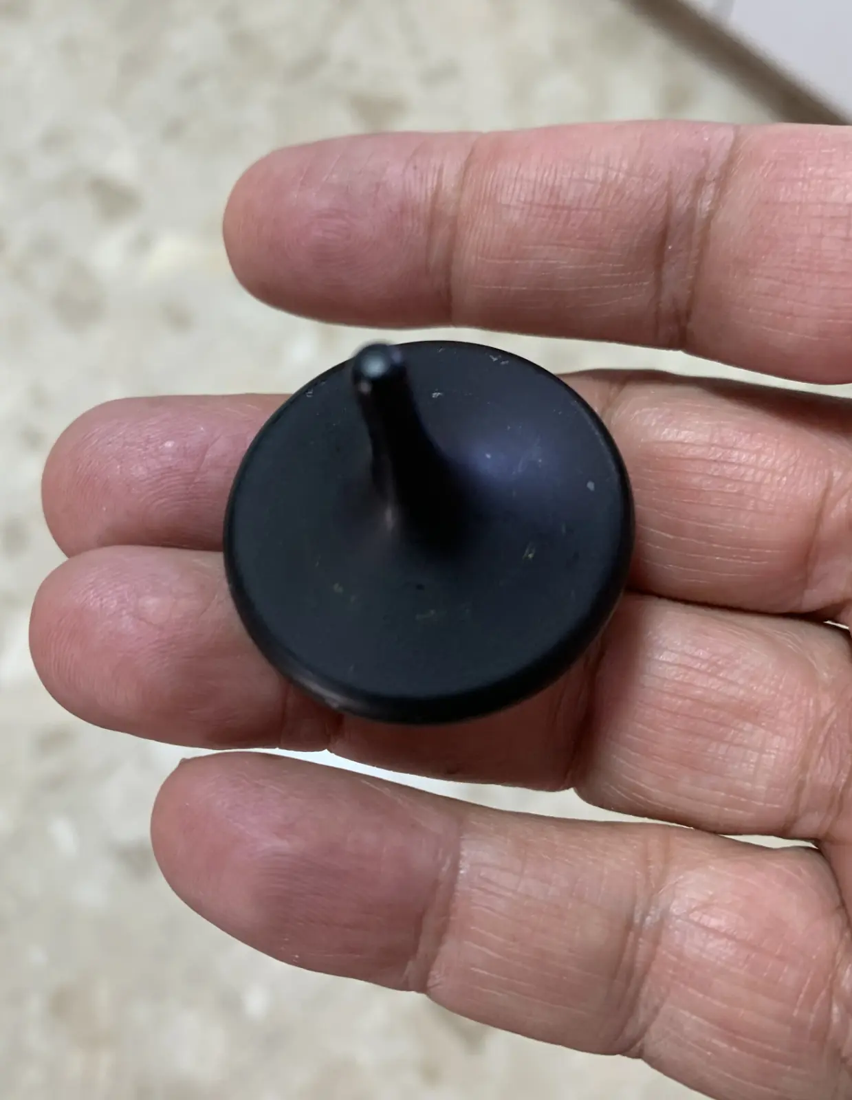 הסביבון ששבר את שיא גינס הממציא נמרוד בק