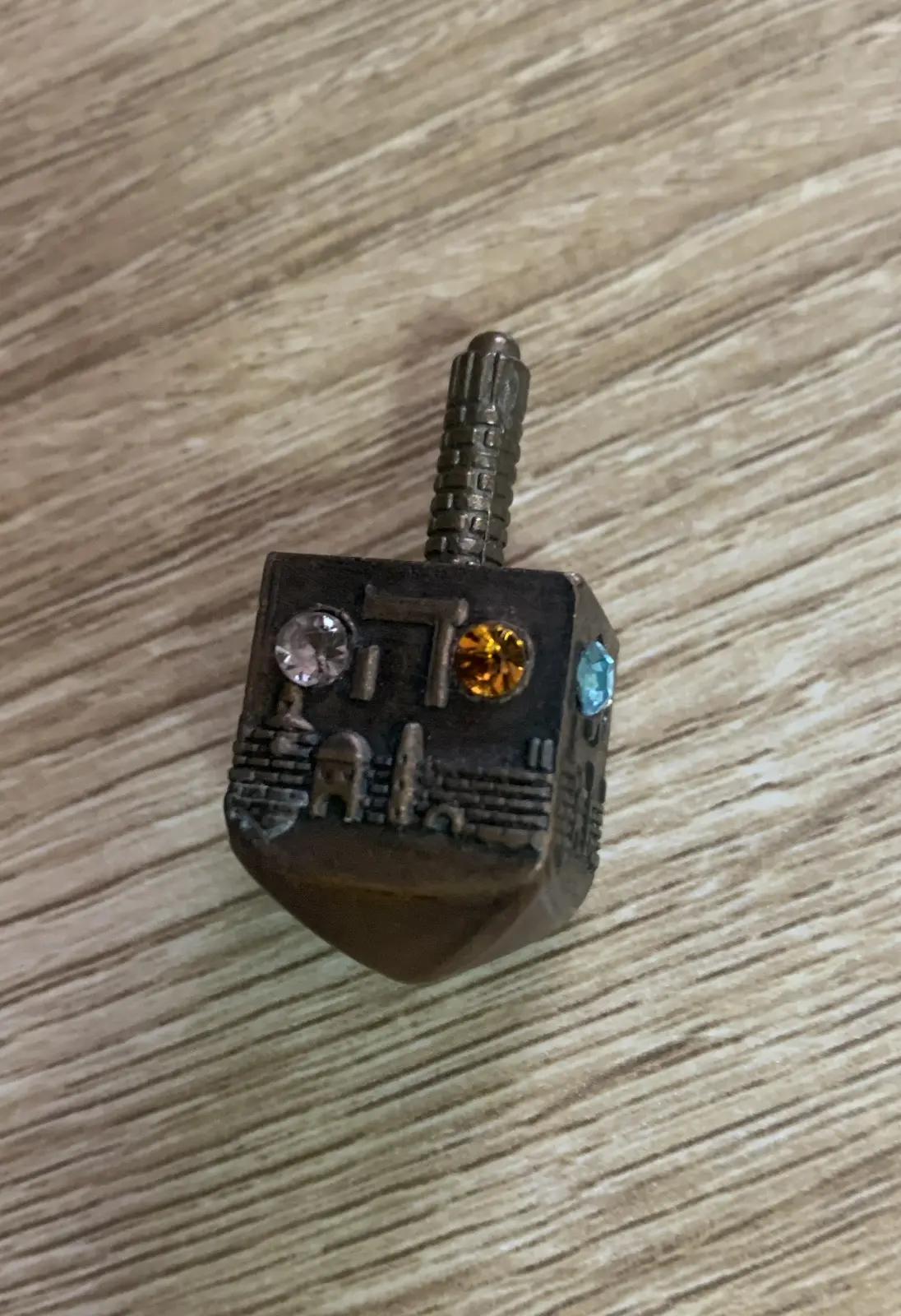 סביבוני חנוכה מברונזה של  ארט יודאיקה
