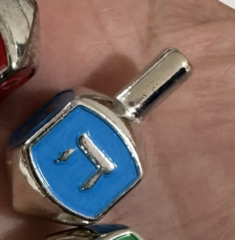 סביבוני מתכת של מאיר כהן