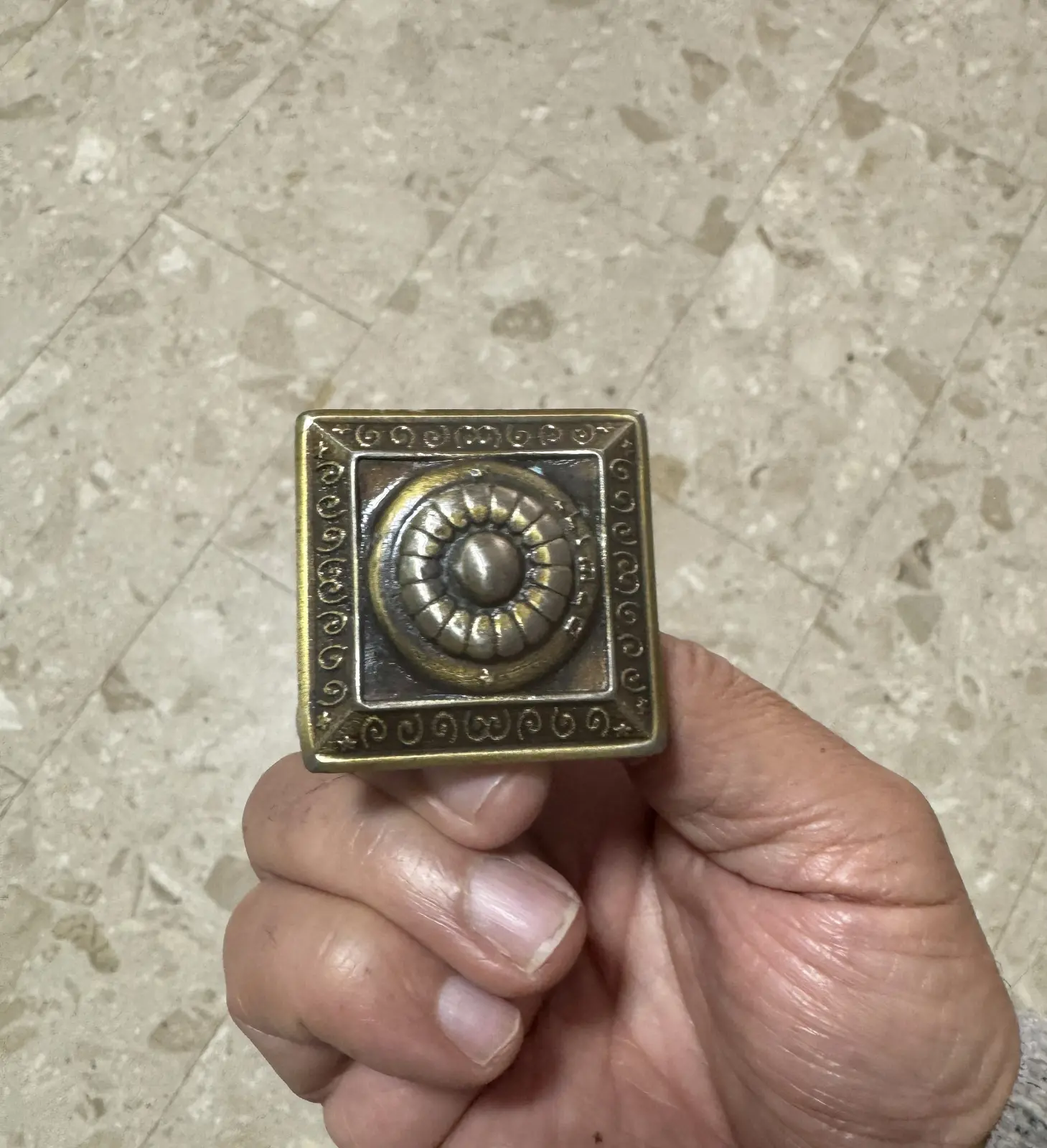 רפליקה סביבון בצלאל ירושלים מוגדל