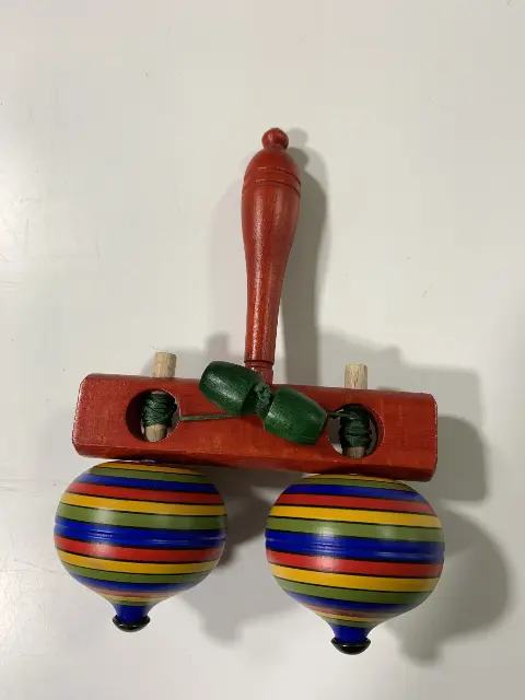 משגר  שני סביבונים עם פורפרה