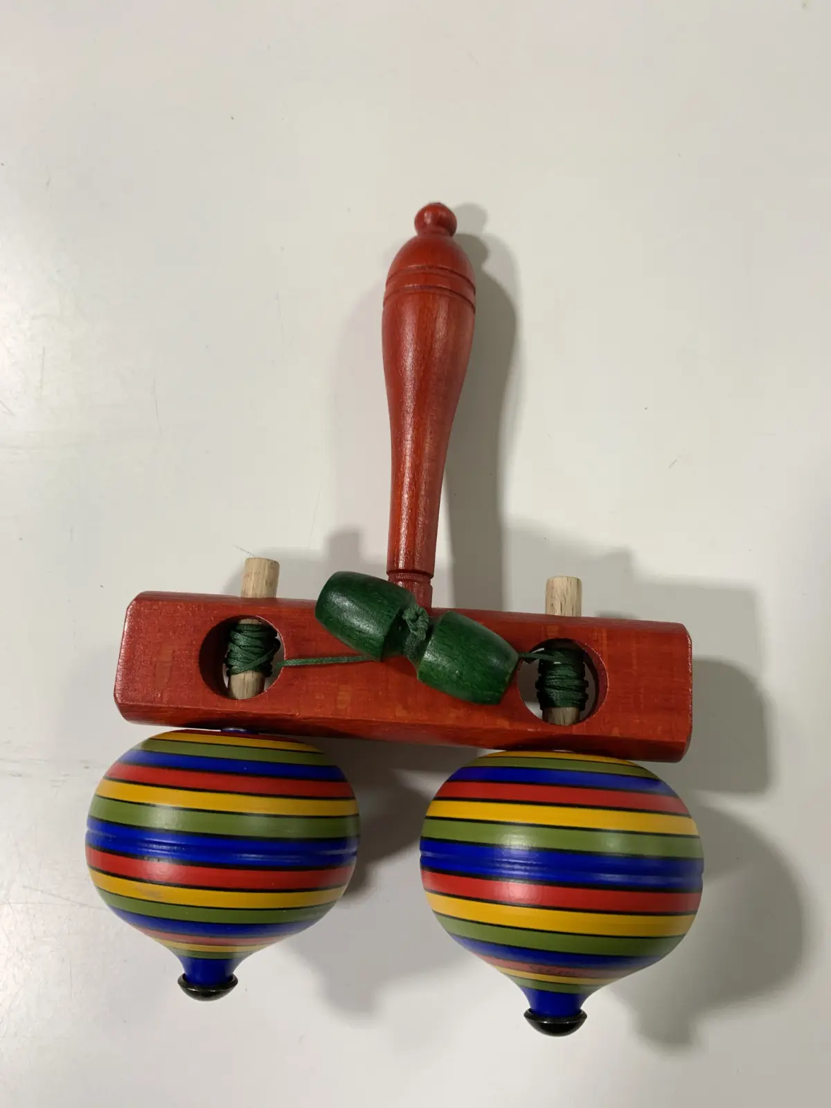 משגר  שני סביבונים עם פורפרה