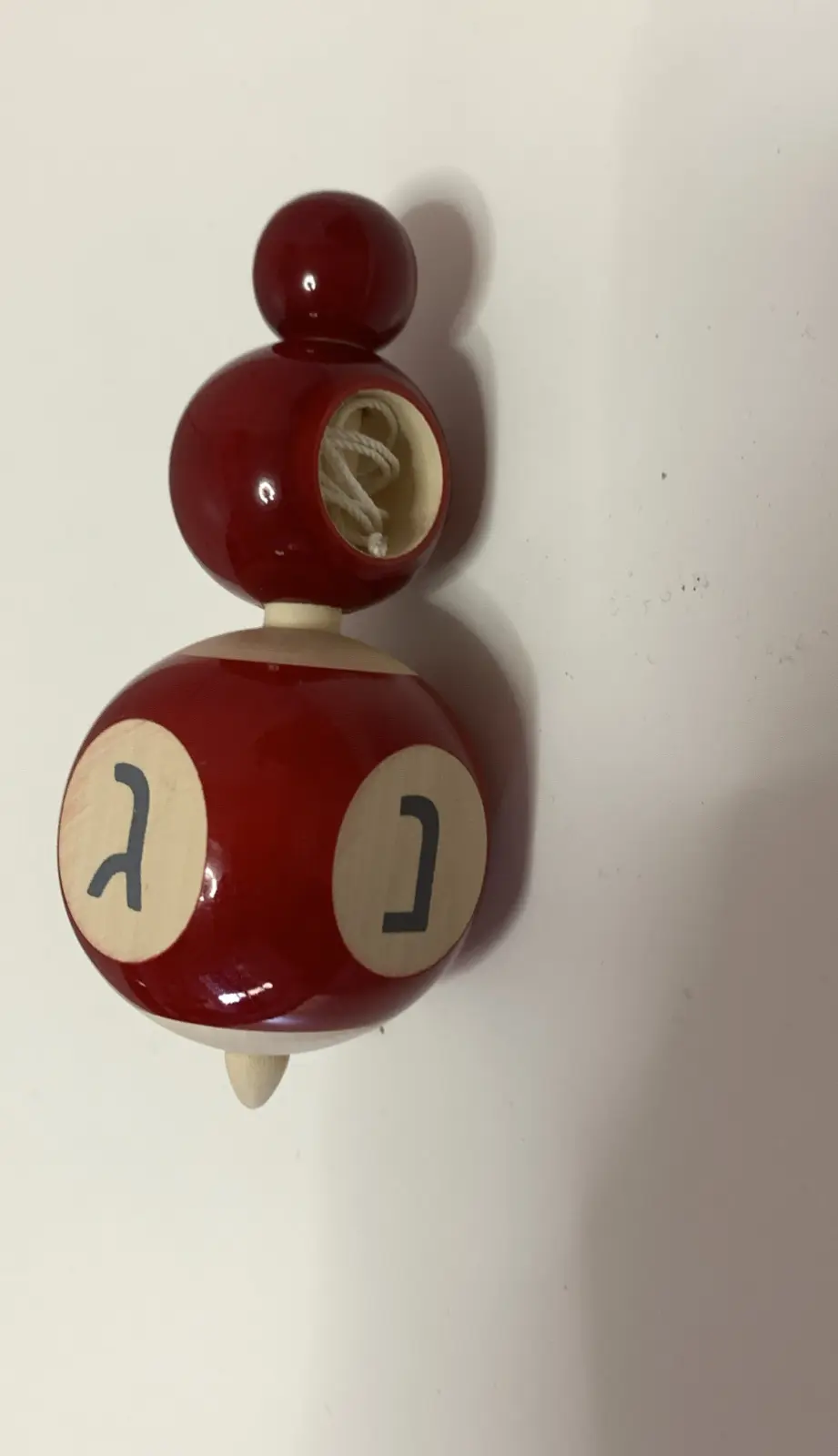 סביבון חנוכה עם משגר