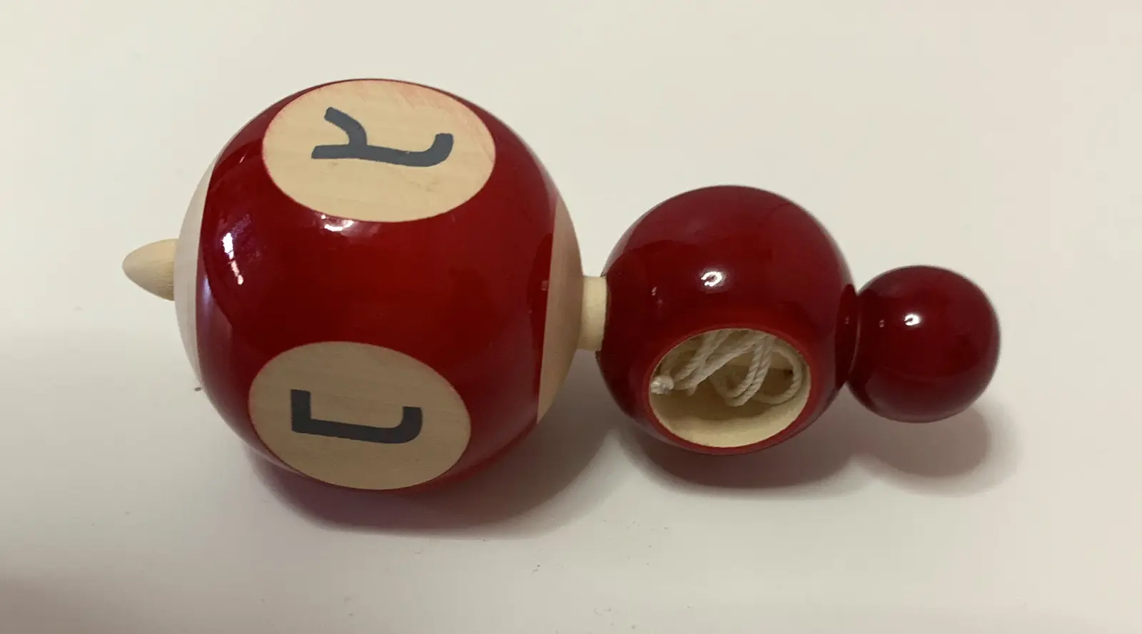 סביבון חנוכה עם משגר