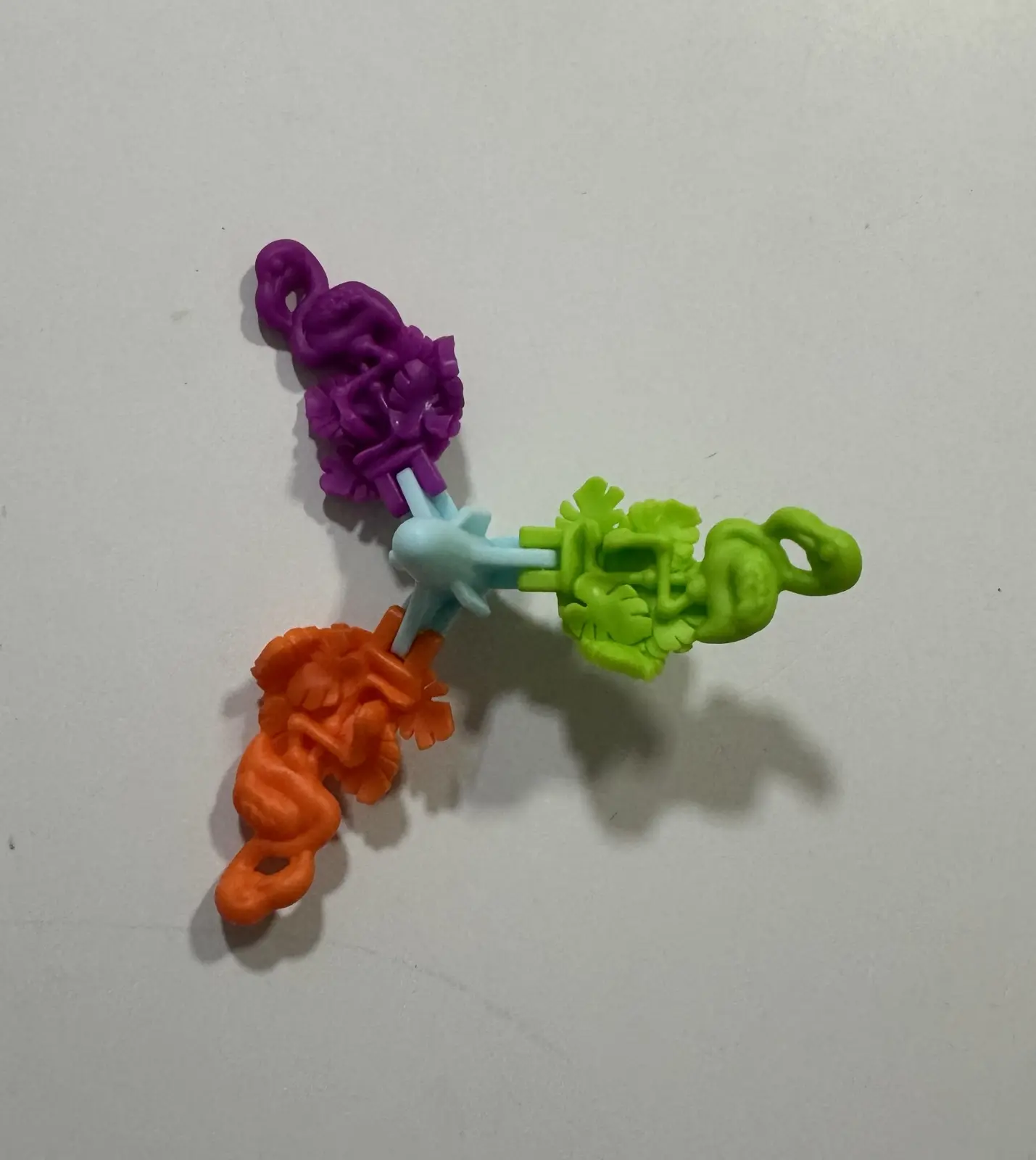 סביבון מביצת ההפתעה של קינדר פלמנגו